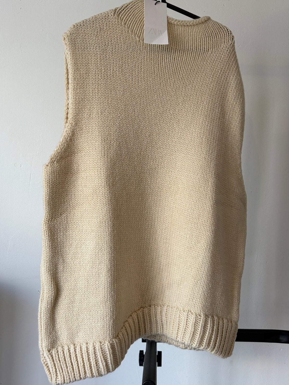 Nieuwe Zara gebreide top maat L, Ophalen of Verzenden, Nieuw, Maat 42/44 (L), Beige