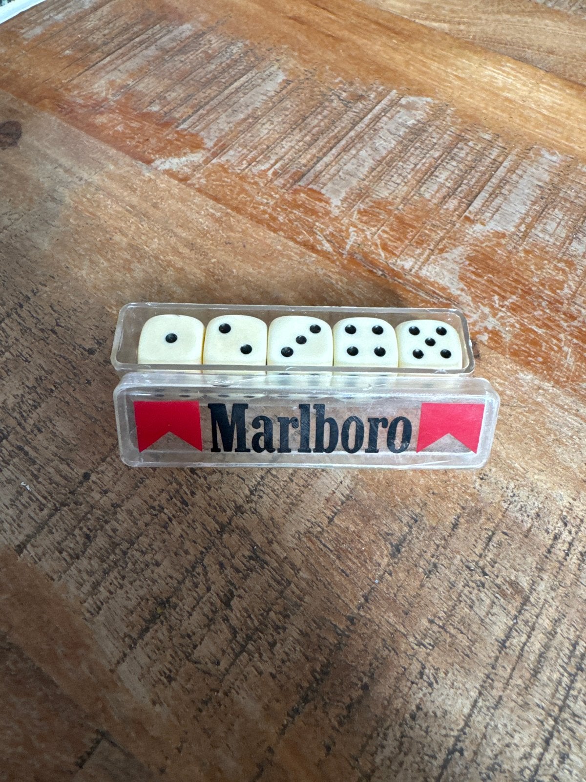 Vintage Marlboro dobbelstenen set in doosje, Ophalen of Verzenden, Gebruikt