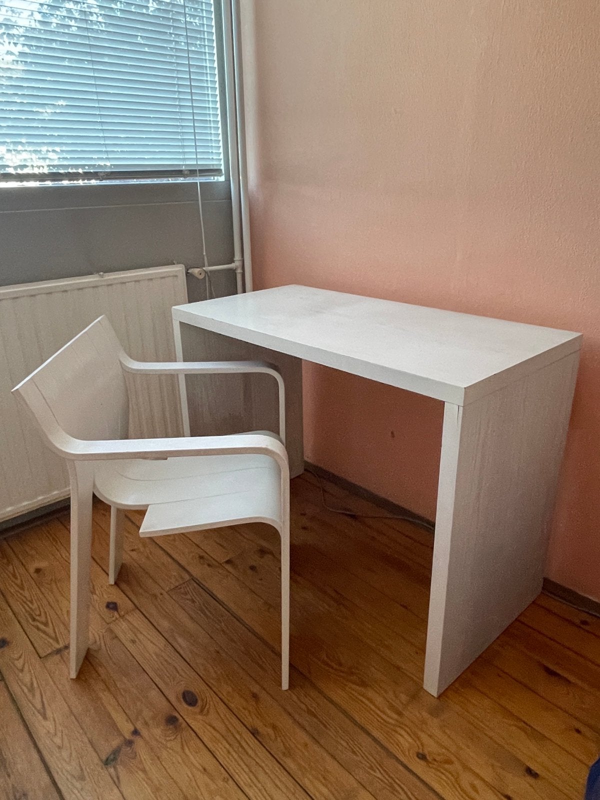 bureau met Castelijn Strip armstoel, Huis en Inrichting, Bureaus, Gebruikt, Schoolbureau, Overige merken, Modern, Overige materialen