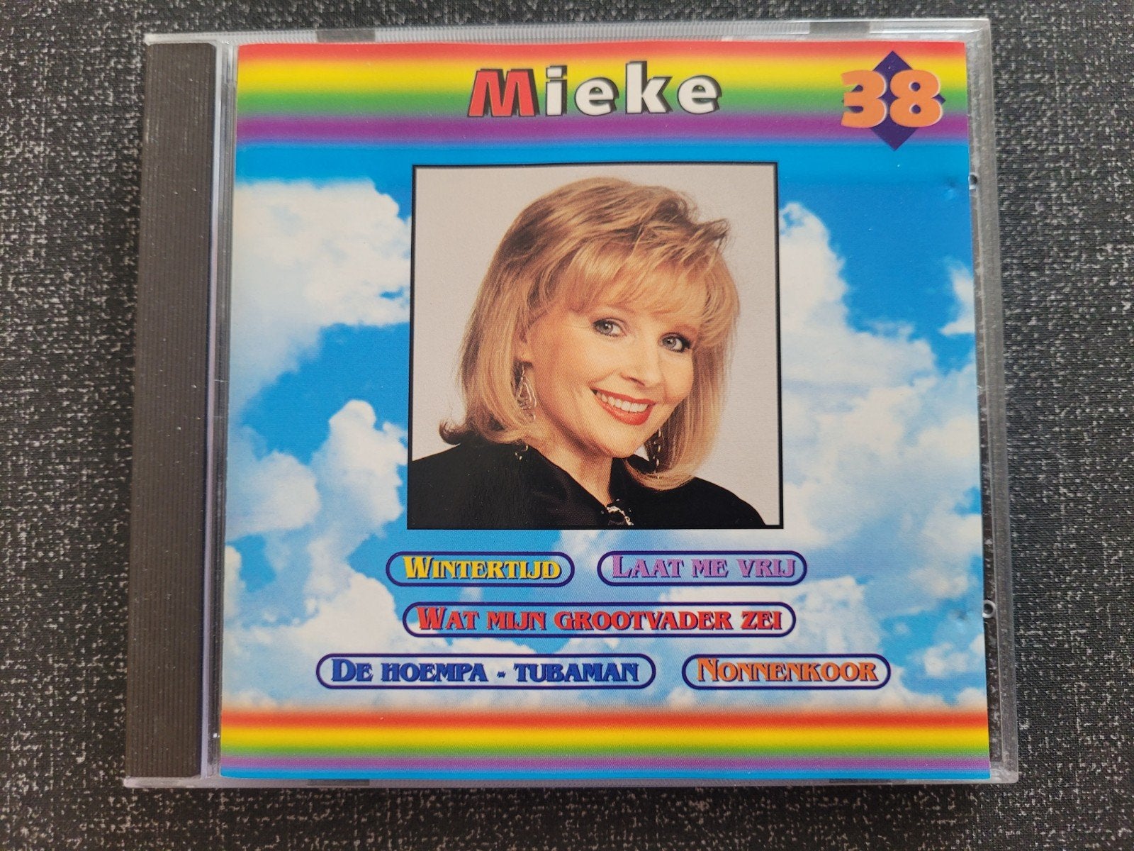 Mieke - Regenboog serie 38 (  LET OP = CD), Cd's en Dvd's, Ophalen, Zo goed als nieuw, Levenslied of Smartlap