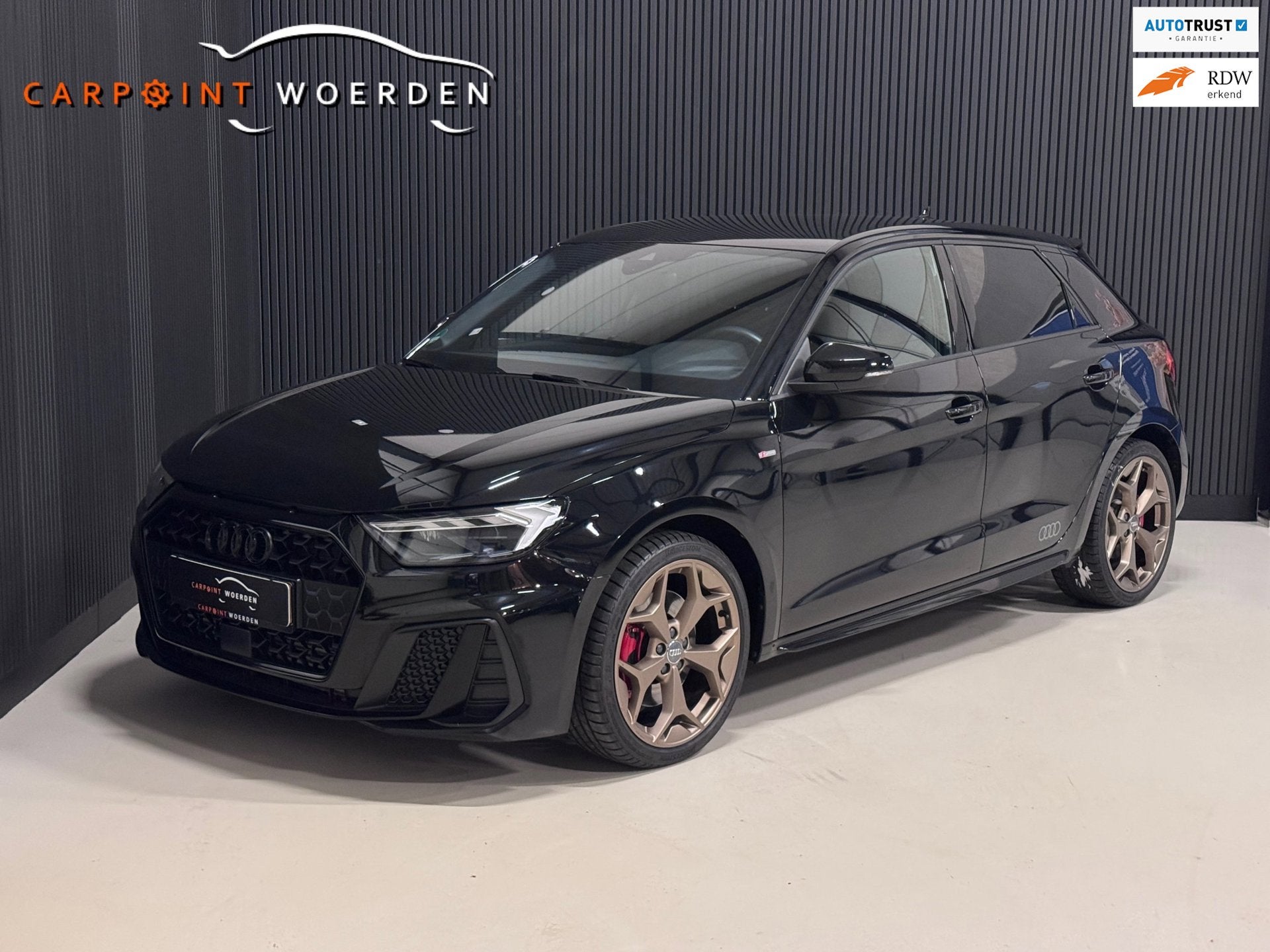 Audi A1 SPORTBACK 40 TFSI 3X S-LINE | LED | 207 PK | VIRTUAL, Auto's, Dealer onderhouden, 4 cilinders, 1984 cc, Zwart