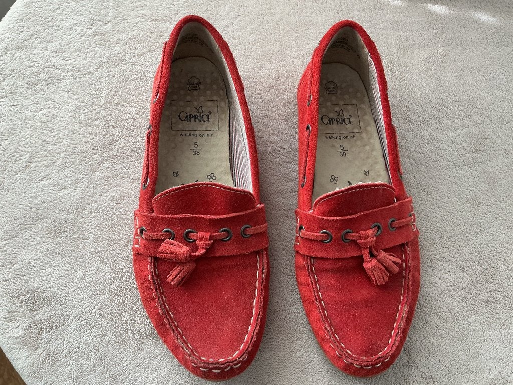 Moccasins rood 38, Ophalen of Verzenden, Caprice, Rood, Sneakers of Gympen
