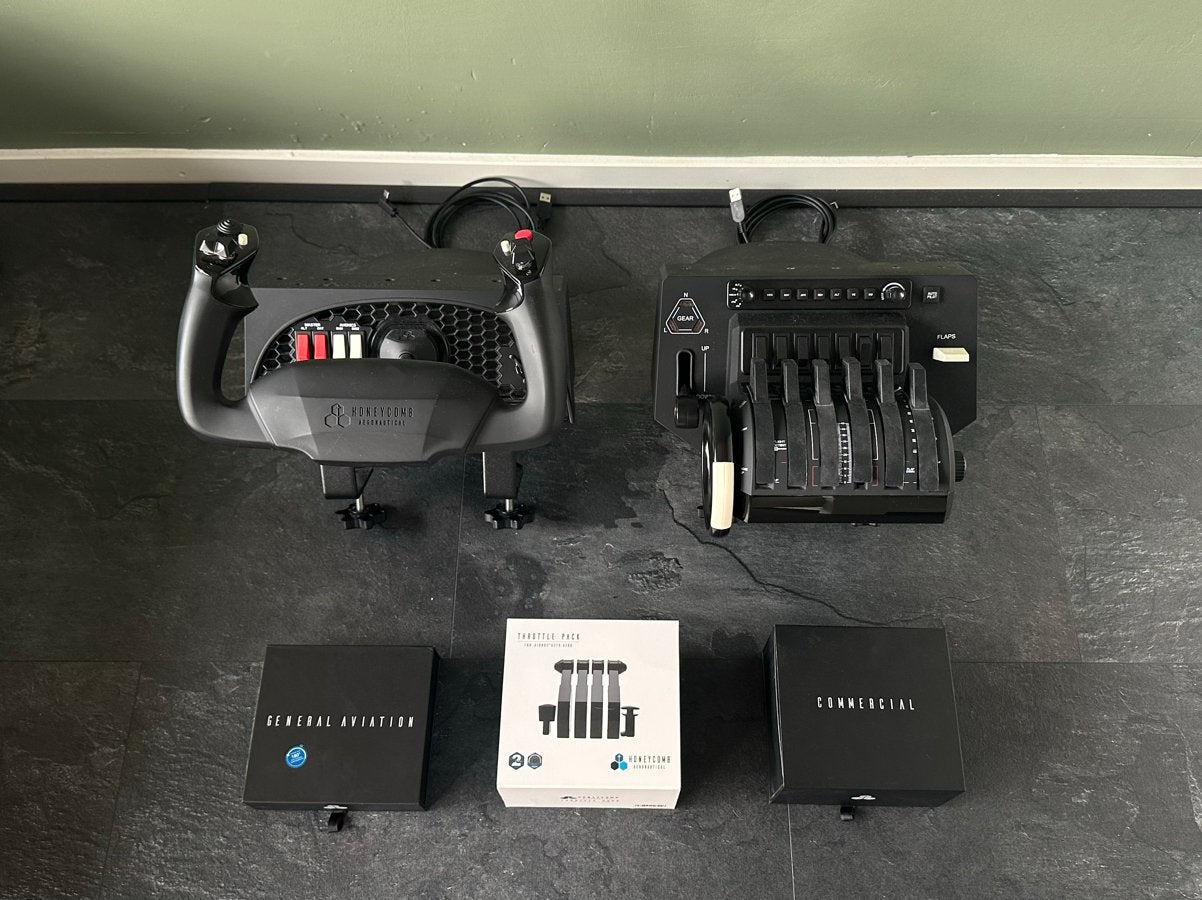 Honeycomb Alpha Yoke & Bravo Throttle Quadrant Set Compleet, Ophalen of Verzenden, Gebruikt