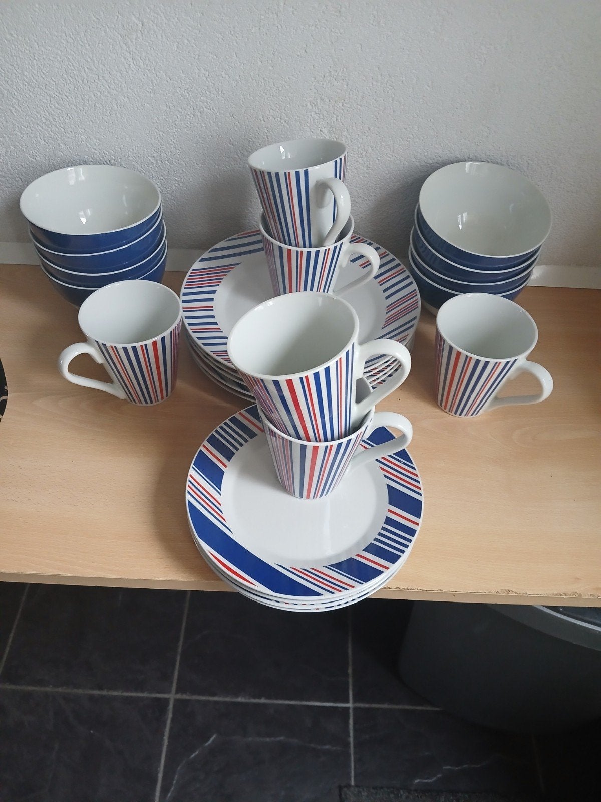 Vintage geometrisch servies  L. Dake & Zn /24-delige set, Ophalen, Gebruikt, Overige merken, Keramiek