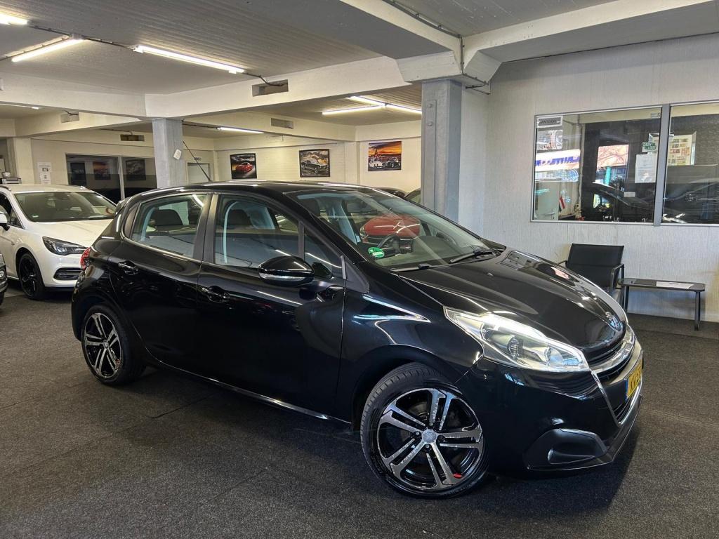Peugeot 208 1.2 Blue Lion*NAP*Navi*Velgen*2016 (bj 2016), Voorwielaandrijving, Gebruikt, 1199 cc, 82 pk