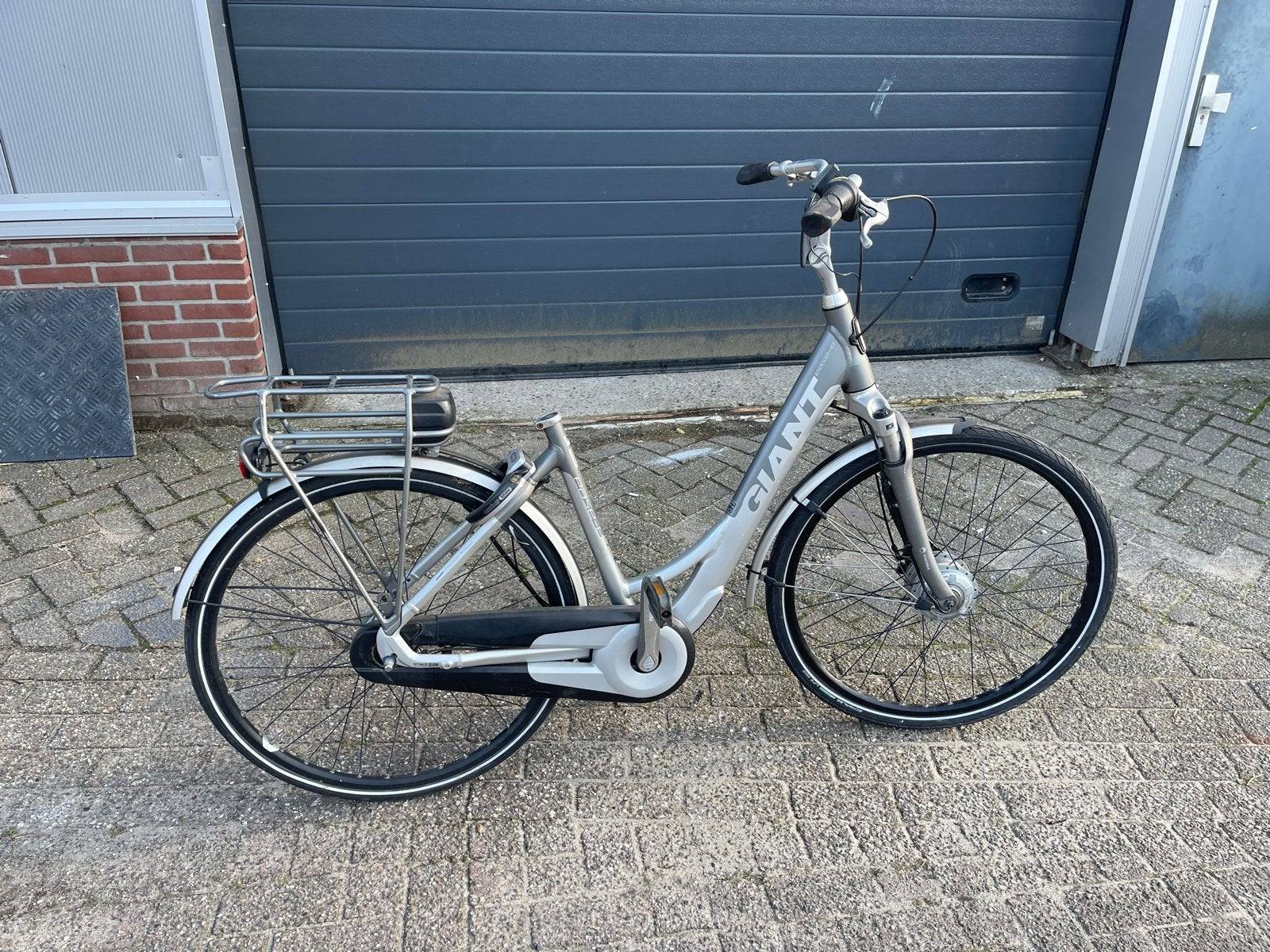 Giant Easy E-bike voor onderdelen, Fietsen en Brommers, Elektrische fiets, Gebruikt, Overige typen, Ophalen of Verzenden