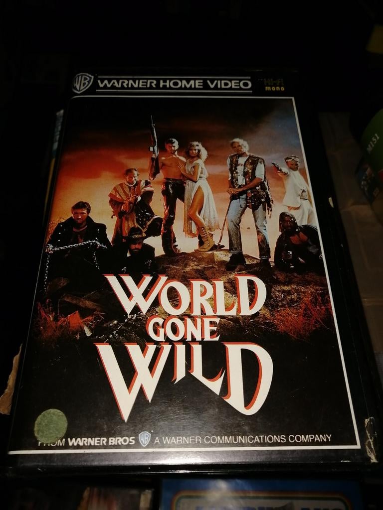 VHS ex-rental - World Gone Wild, Vanaf 16 jaar, Ophalen of Verzenden, Gebruikt, Horror