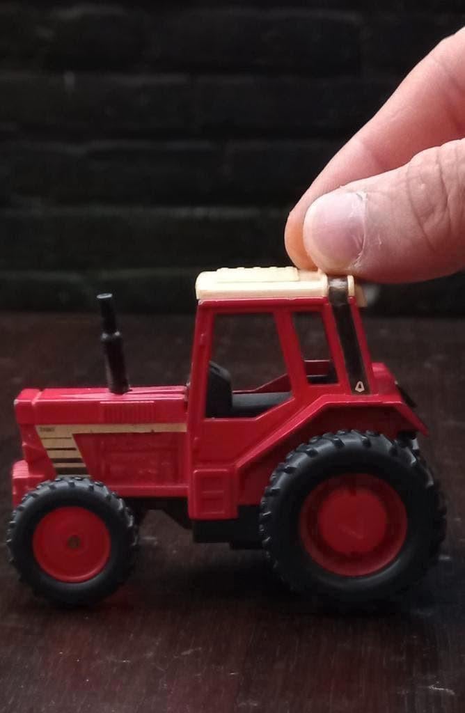 Vintage speelgoed 1985 NPS metalen Tractor rood, Ophalen of Verzenden, Gebruikt