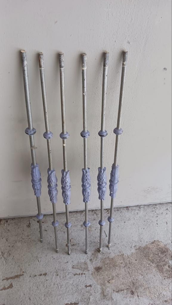6x frans antieke 19e eeuws spijlen hekwerk/balustrade, Tuin en Terras, Tuinhekken en Hekwerk, Ophalen, Zo goed als nieuw