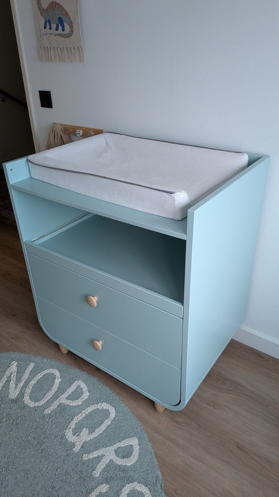 IKEA MYLLRA Commode/Ladekast Lichtblauw met Aankleedkussen, Ophalen, 50 tot 70 cm, Zo goed als nieuw, 75 tot 100 cm