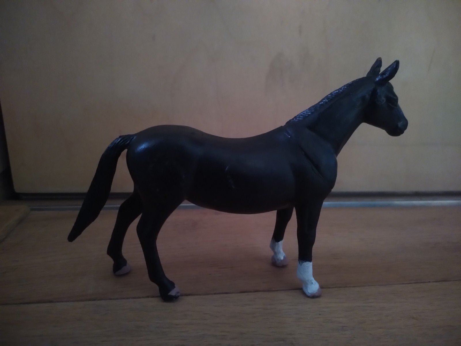 speelgoed paard zwart, Ophalen, Zo goed als nieuw