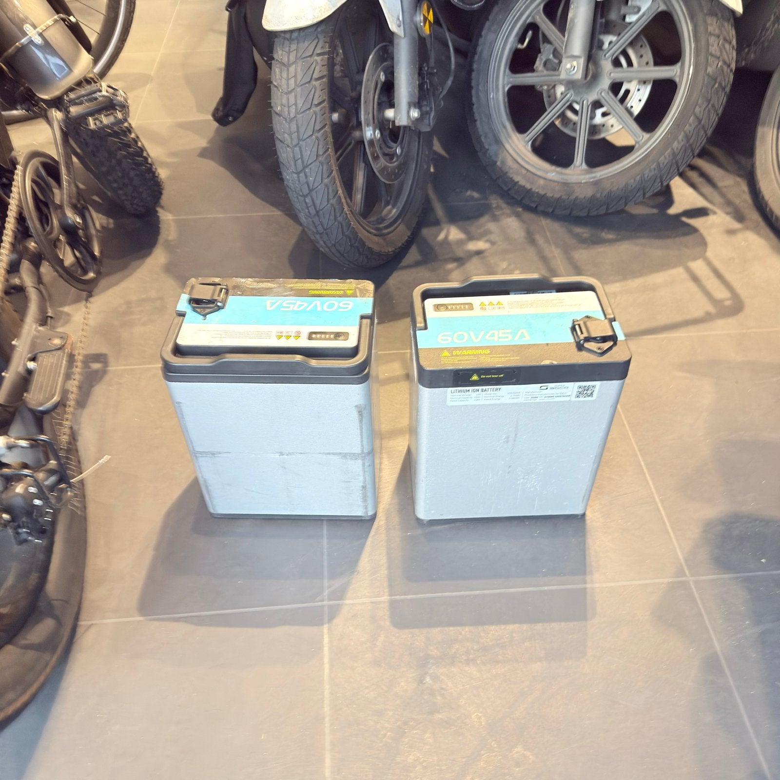 2 Super Soco Accu’s 60V 45Ah (Lees beschrijving), Fietsen en Brommers, Ophalen of Verzenden, Gebruikt
