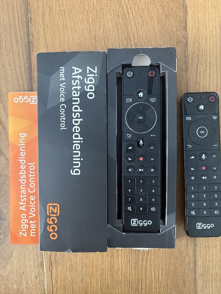 ZIGGO afstandsbediening(en), Ophalen of Verzenden, Zo goed als nieuw, Tv
