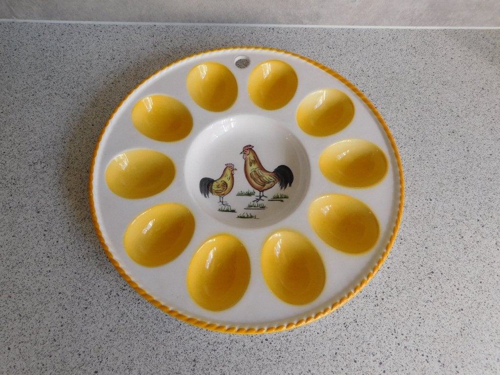 Eierbord 23 cm. voor 10 eieren Kip en Haan, Ophalen of Verzenden, Zo goed als nieuw, Bord(en), Overige stijlen