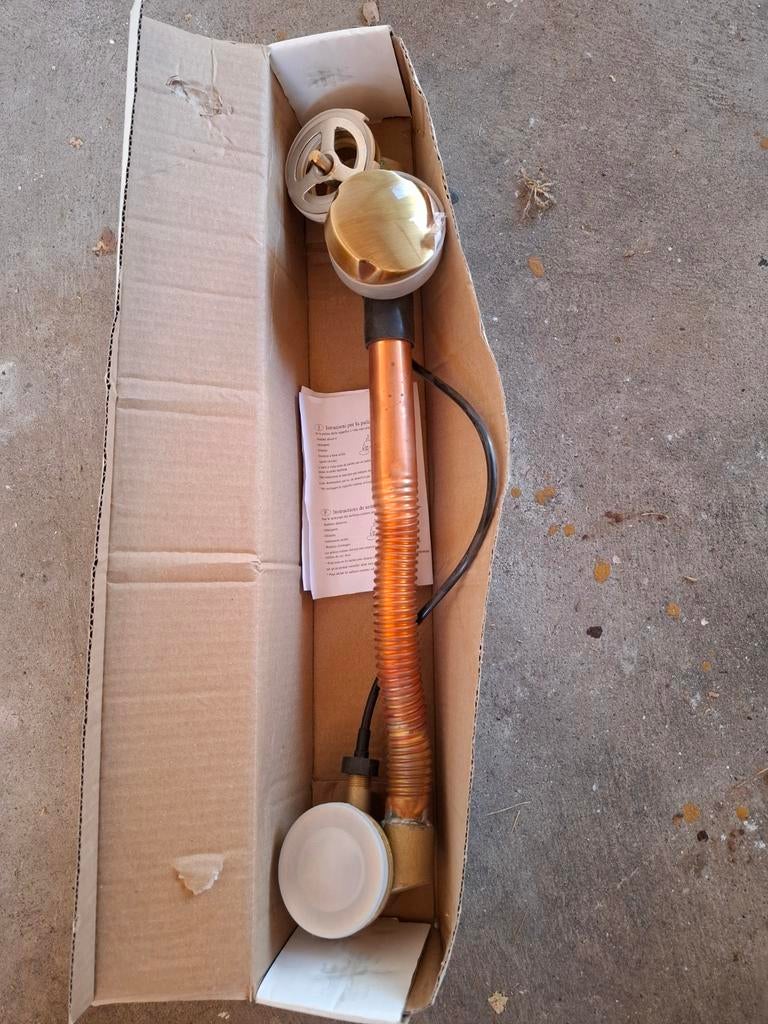 Badafvoer Salenzi Giro geborsteld messing, Doe-het-zelf en Verbouw, Sanitair, Ophalen of Verzenden, Nieuw, Bad