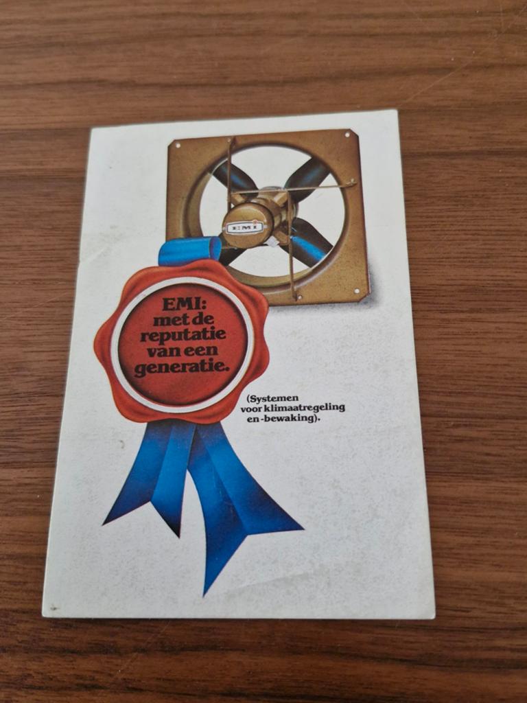 8235 Vintage EMI Sticker - Klimaatregeling en -bewaking, Ophalen of Verzenden, Gebruikt, Bedrijf of Vereniging