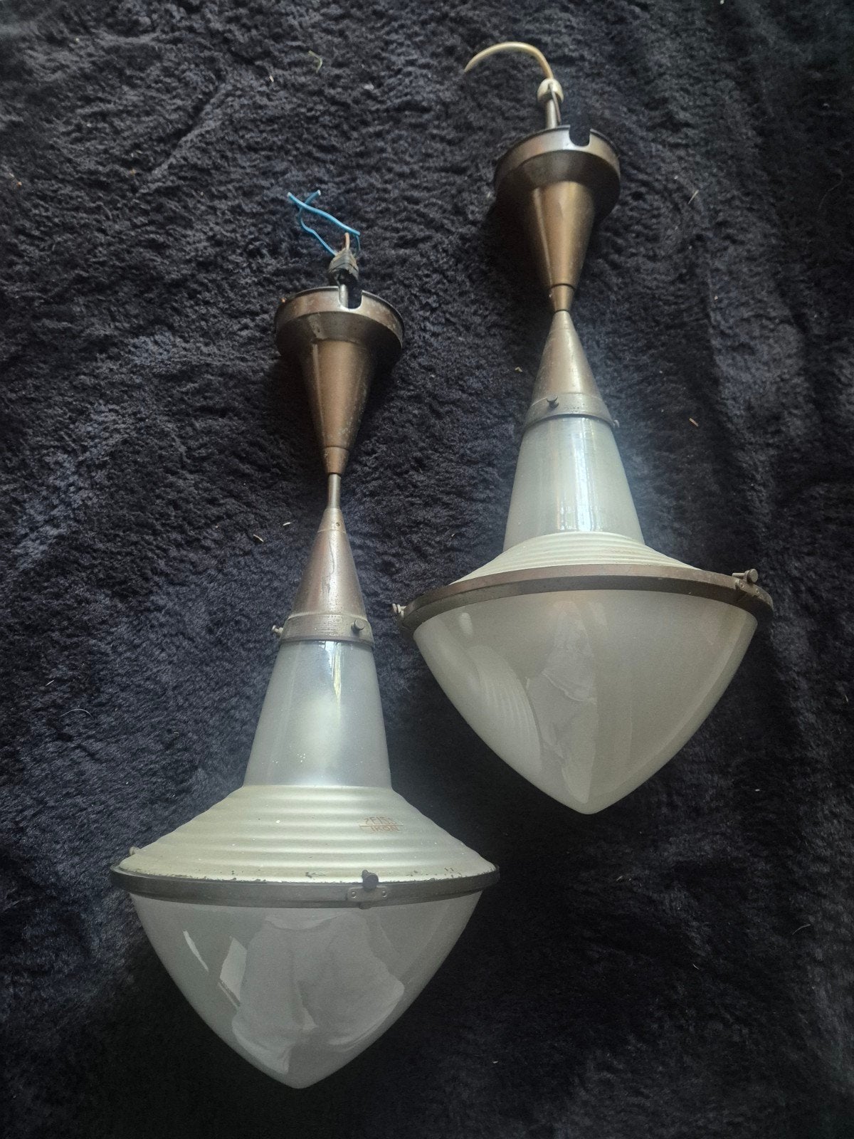 Vintage Zeiss Ikon hanglampen (set van 2), Ophalen