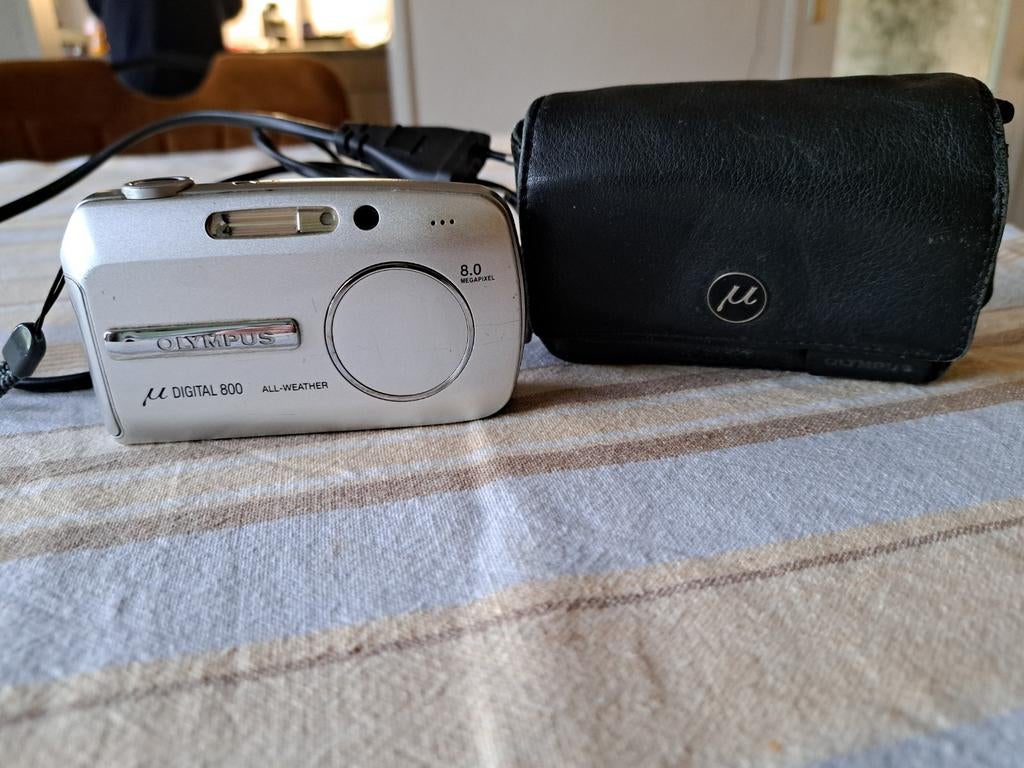 Olympus digital 800 camera, Audio, Tv en Foto, Fotocamera's Digitaal, Ophalen of Verzenden, Olympus