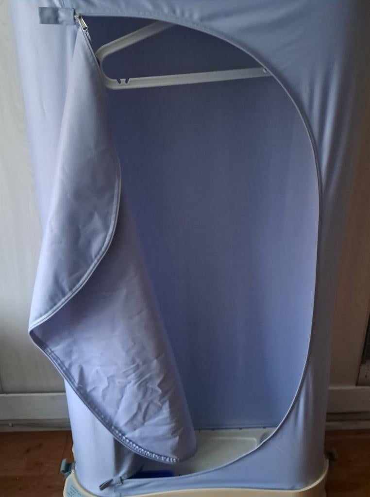 Kleding stoomcabine Whirlpool. Uw kleding fris en kreukvrij, Ophalen, Gebruikt, Kledingstomer