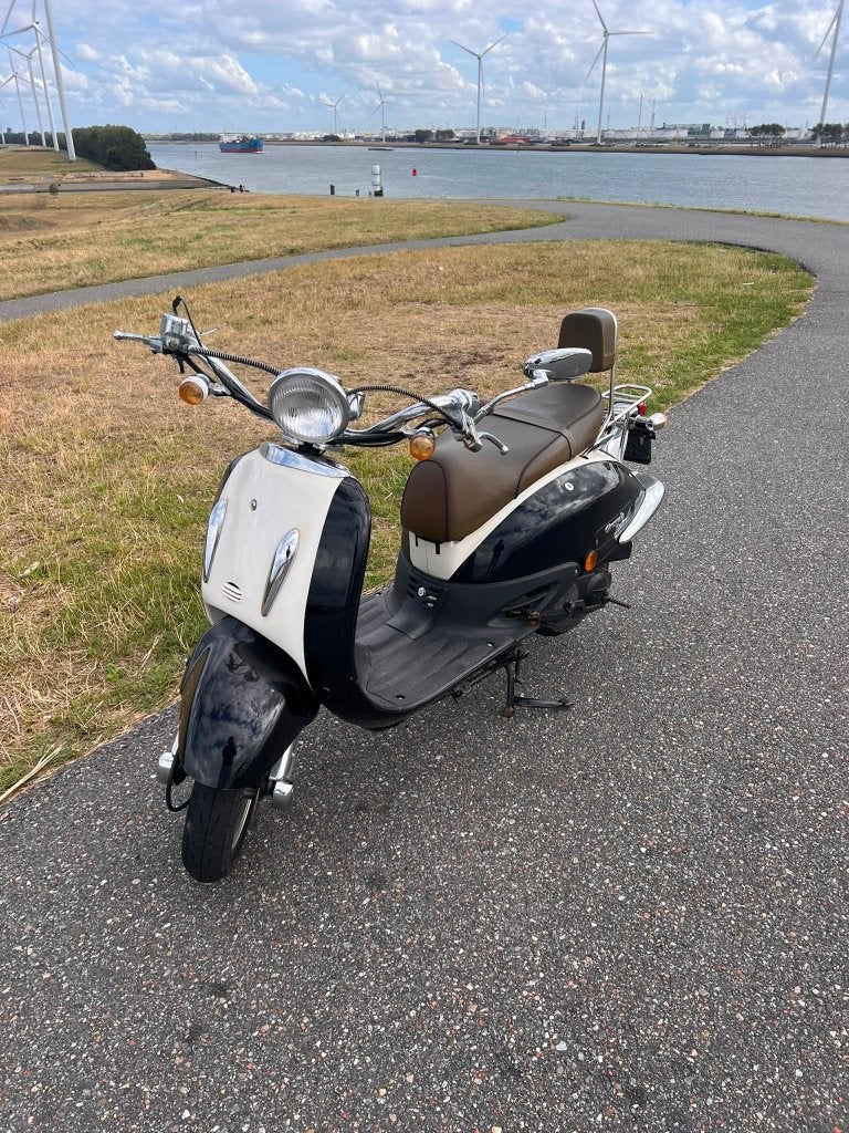 (Snor)Scooter Grande Retro, Gebruikt, Benzine, Ophalen, Overige merken