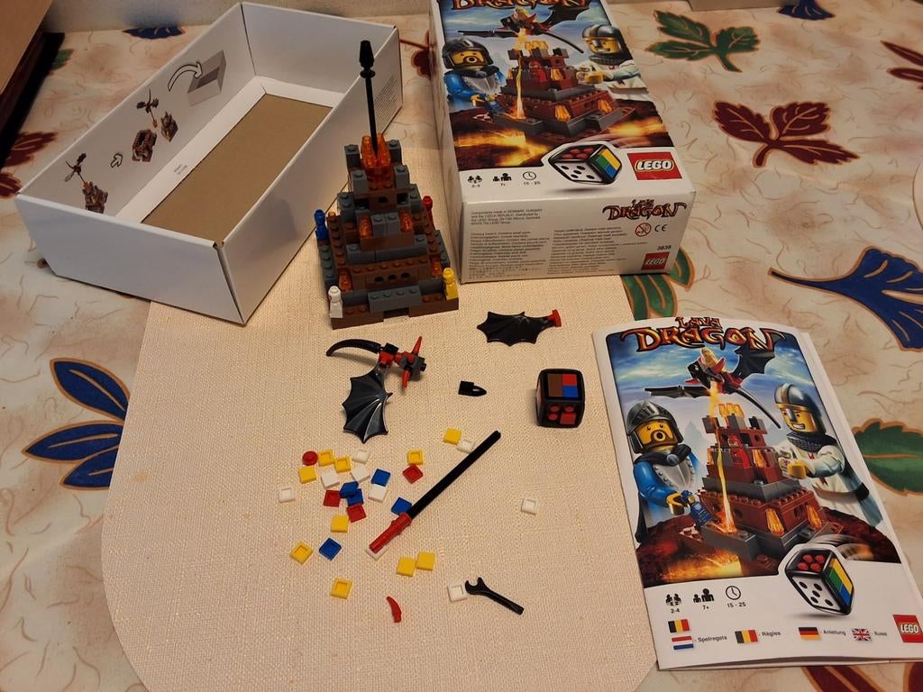 LEGO 3838 Lava Dragon bordspel - Compleet met doos, Overige thema's, Lego, Ophalen of Verzenden, Zo goed als nieuw