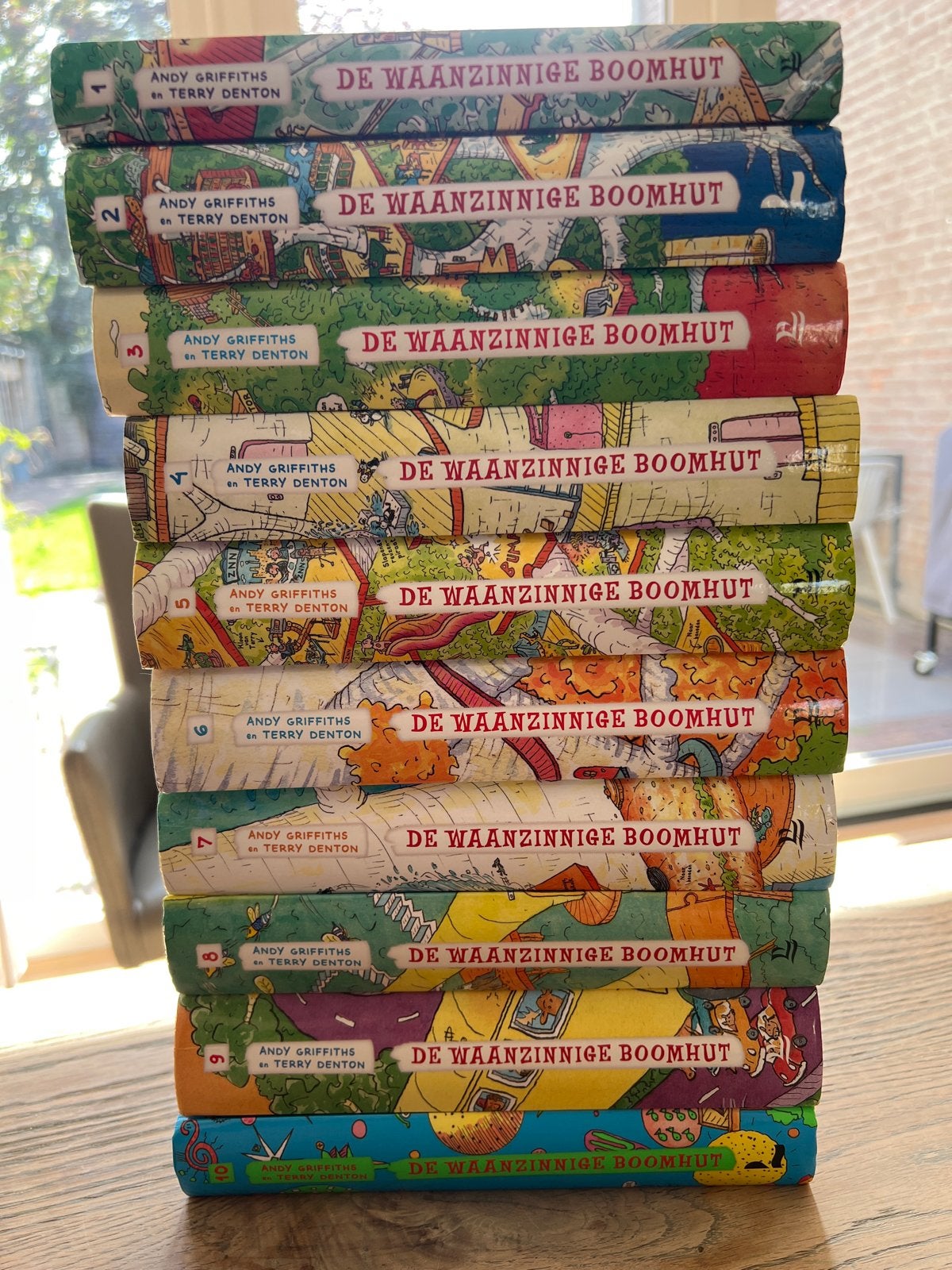 De Waanzinnige Boomhut boekenreeks (10 delen), Boeken, Kinderboeken | Jeugd | 10 tot 12 jaar, Ophalen of Verzenden, Gelezen