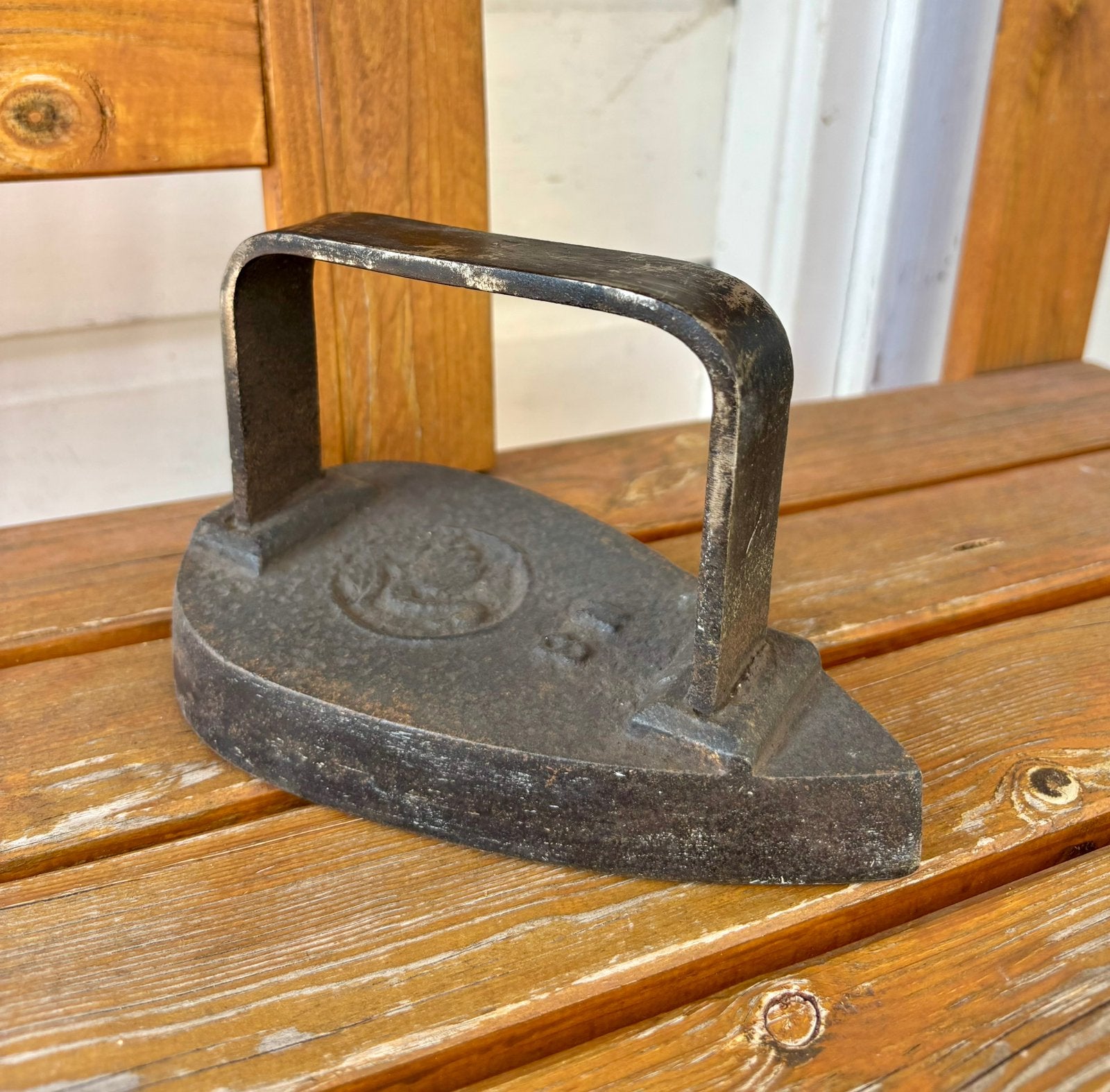 Antiek gietijzeren strijkijzer kachelbout, Ophalen of Verzenden