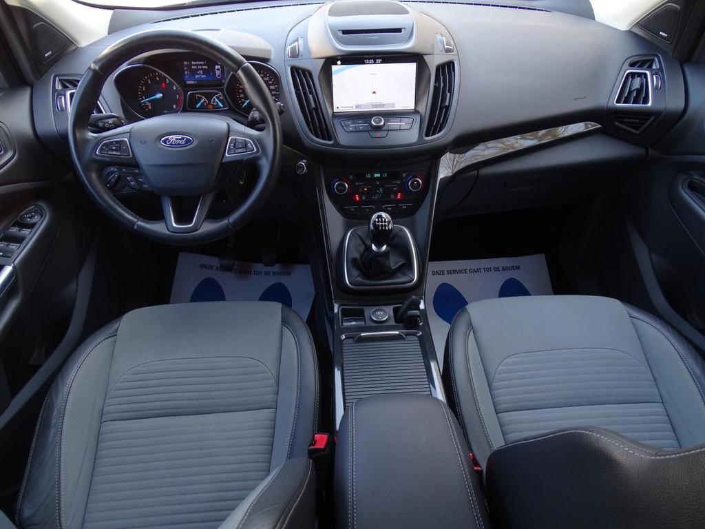 Ford Kuga 1.5 Titanium Styling Pack - PARK CAMERA - KEYLESS, Auto's, Ford, Stof, Euro 6, Bedrijf, Handgeschakeld