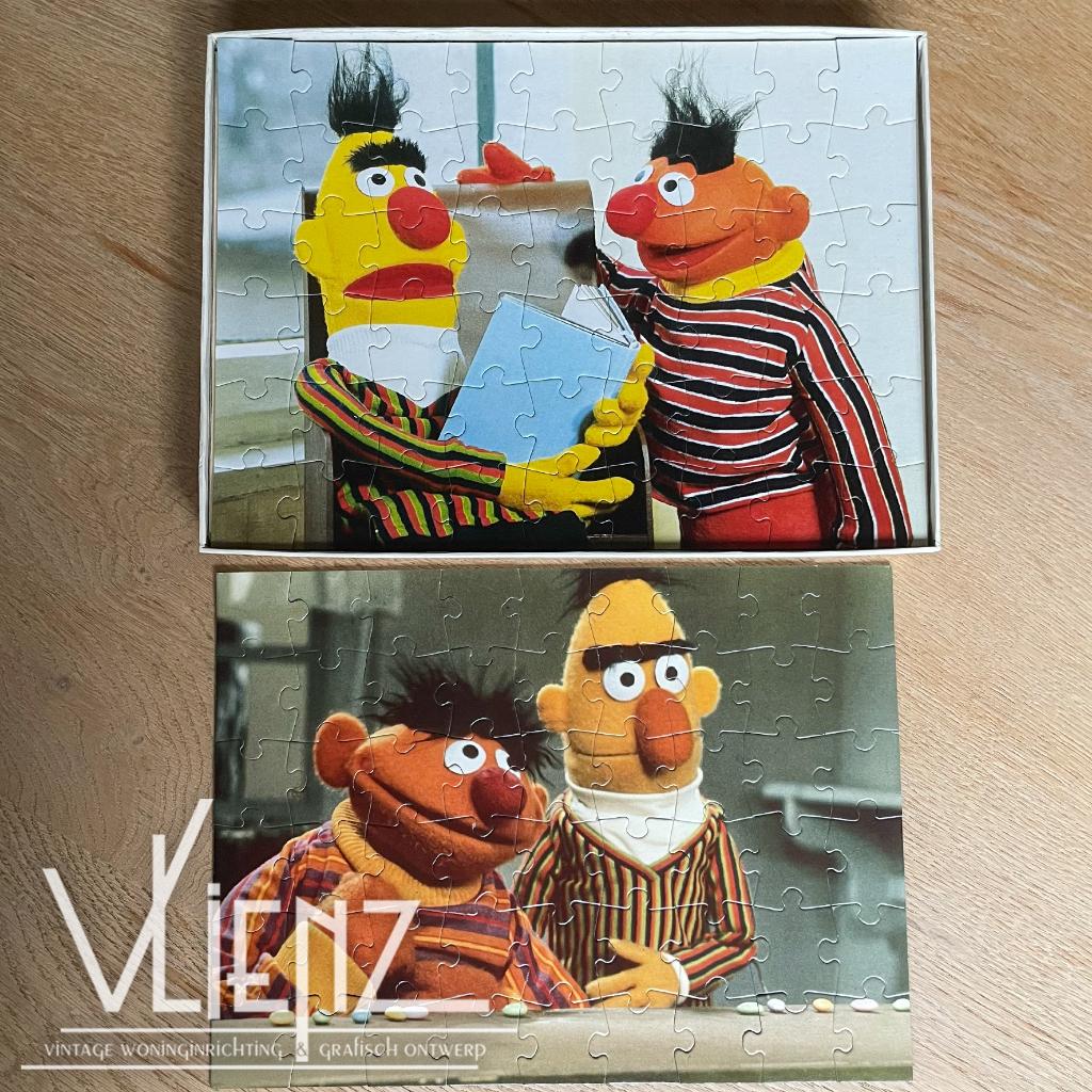 Vintage dubbele puzzel Bert en Ernie Sesamstraat 54 stukjes, Verzamelen, Ophalen of Verzenden, Huis en Inrichting