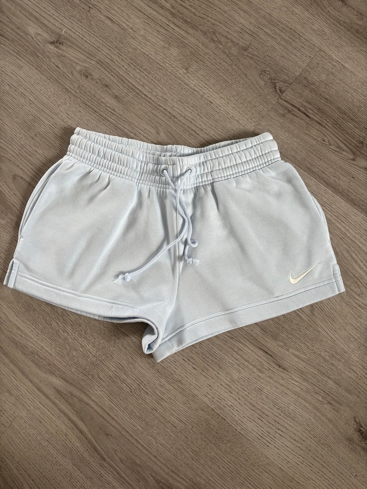 Nike korte broek nieuw maat S, Kort, Nieuw, Maat 36 (S), Verzenden