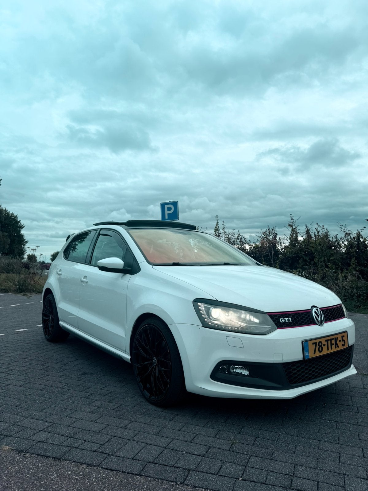 Volkswagen Polo 1.4 TSI 132KW DSG 2012 Wit, 1169 kg, 4 cilinders, 179 pk, Wit