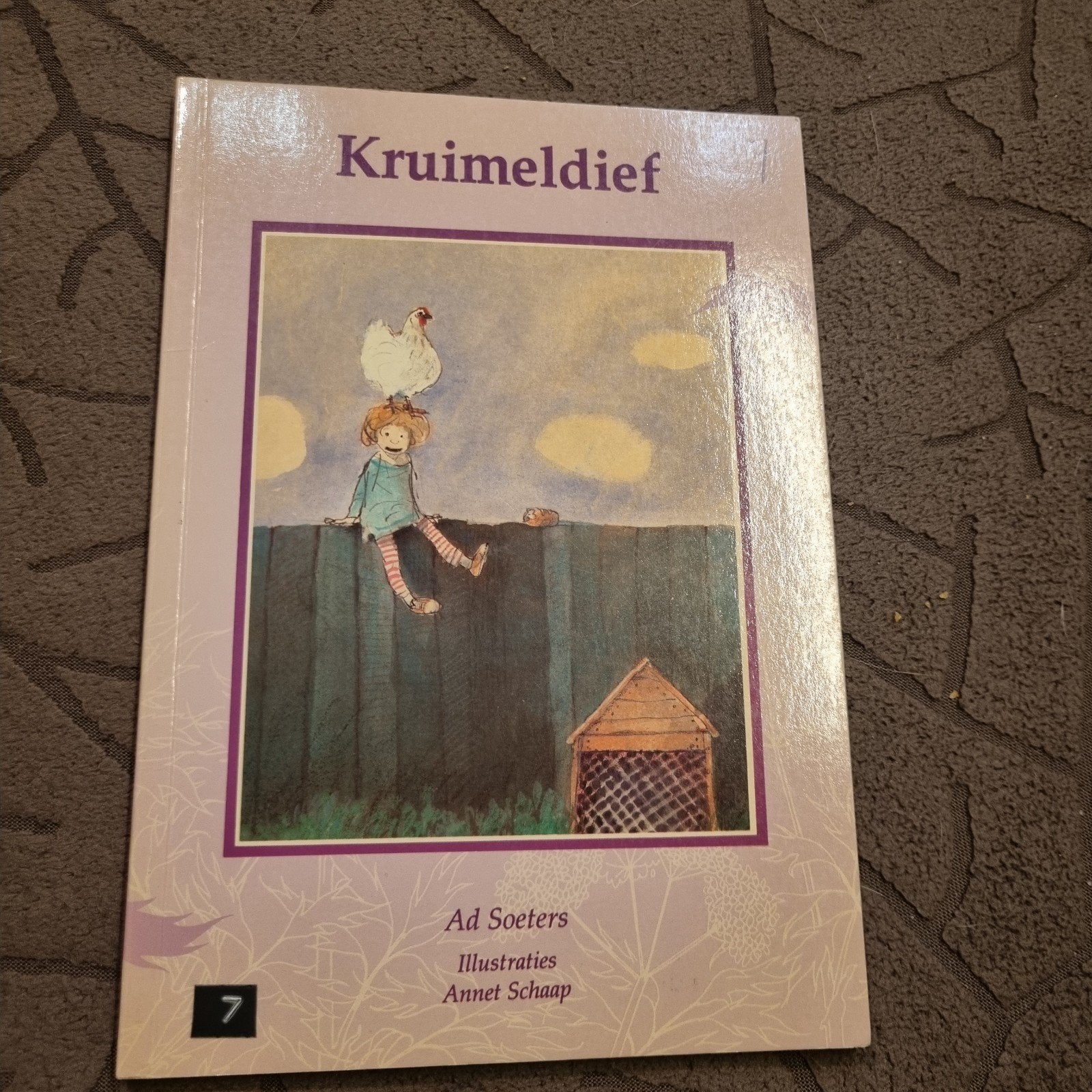 Kruimeldief - Ad Soeters (Kinderboek), Ophalen of Verzenden, Gelezen, Ad Soeters, Fictie algemeen
