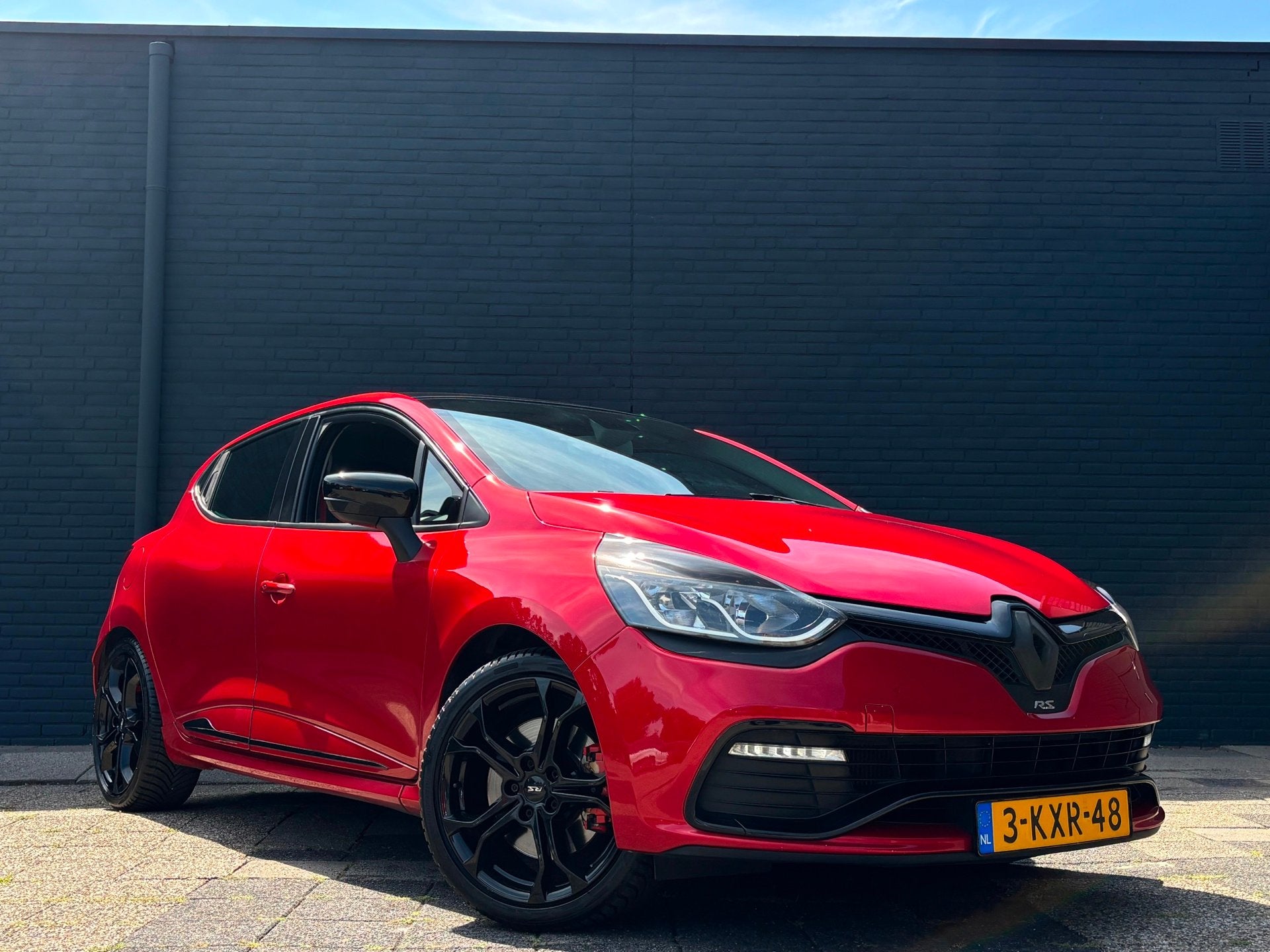 Foto 5 van Renault Clio 1.6 R.S Automaat | Navi | Leder | Stoelverwarmi