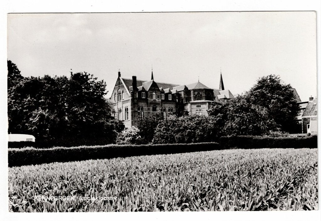 Bennebroek. Fotokaart van het Lucia Klooster., Ophalen of Verzenden, 1940 tot 1960, Gelopen, Noord-Holland