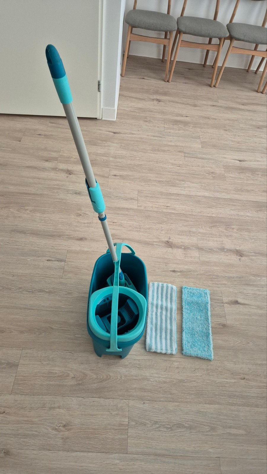 Leifheit Mop Set met Spinragborstel en Nieuwe Mop Pad, Ophalen of Verzenden, Overige typen
