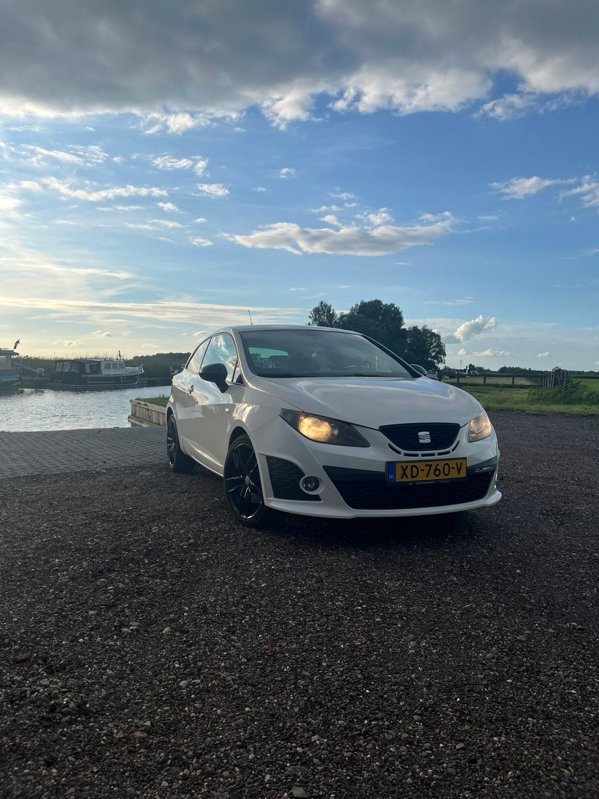 Seat Ibiza 1.4 TSI 132KW Cupra 3DR AUT 2010 Wit, Auto's, Euro 5, Stof, 4 cilinders, 179 pk