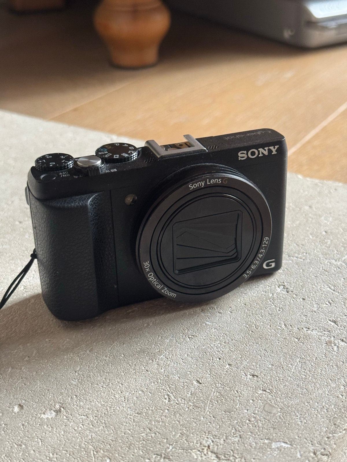 Sony Cyber-shot DSC-HX60, Audio, Tv en Foto, Ophalen of Verzenden, Zo goed als nieuw, Compactcamera, WiFi