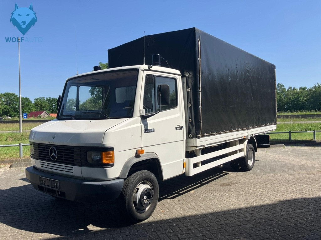 Mercedes-Benz Bestelwagen Pick-up laadbak 609 D 131000KM! UN, Gebruikt, 2700 kg, 4 cilinders, 4000 cc