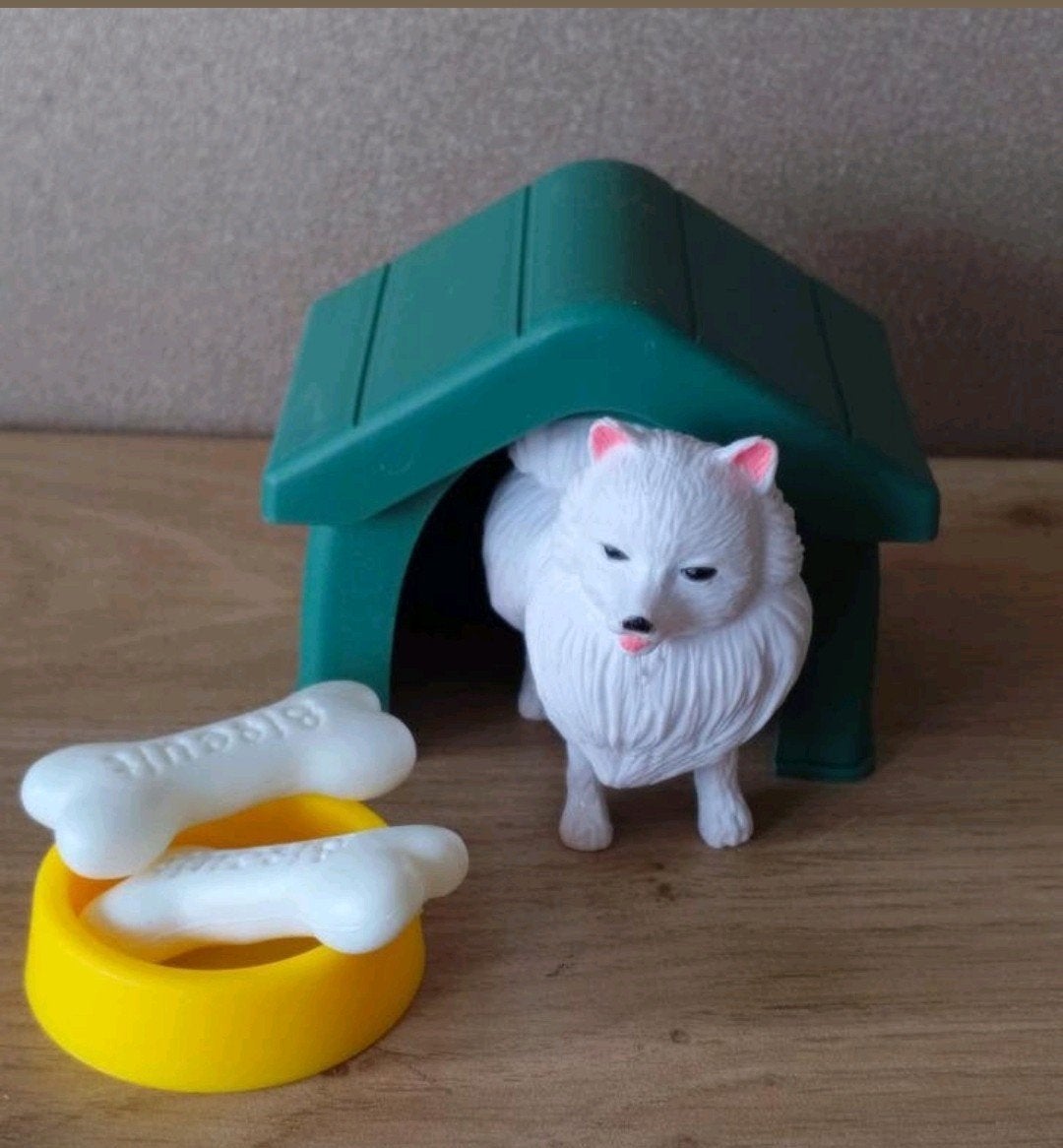 Hondenhok met hondje en accessoires - Nieuw speelgoed, Verzenden, Nieuw