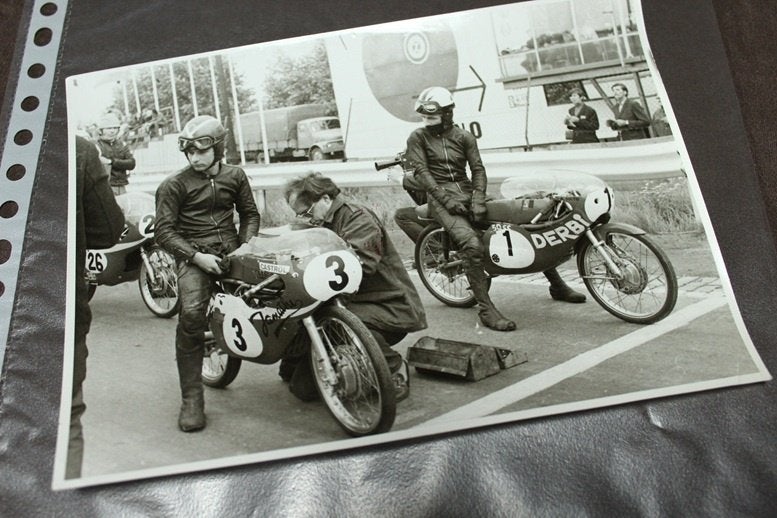 foto 50cc racers Jamathi Toersen Nieto Derbi TT Tsjechië ?, Ophalen of Verzenden, Kawasaki