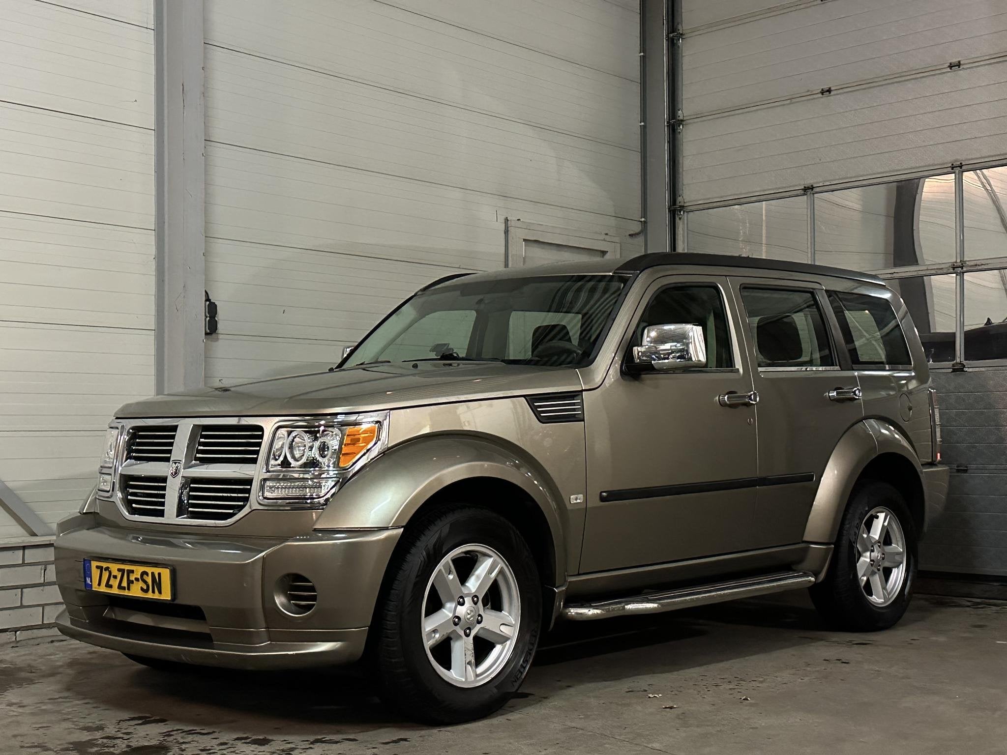 Dodge Nitro 3.7 V6 SE 4WD l Camera l, Auto's, Automaat, 4x4, Stof, Gebruikt