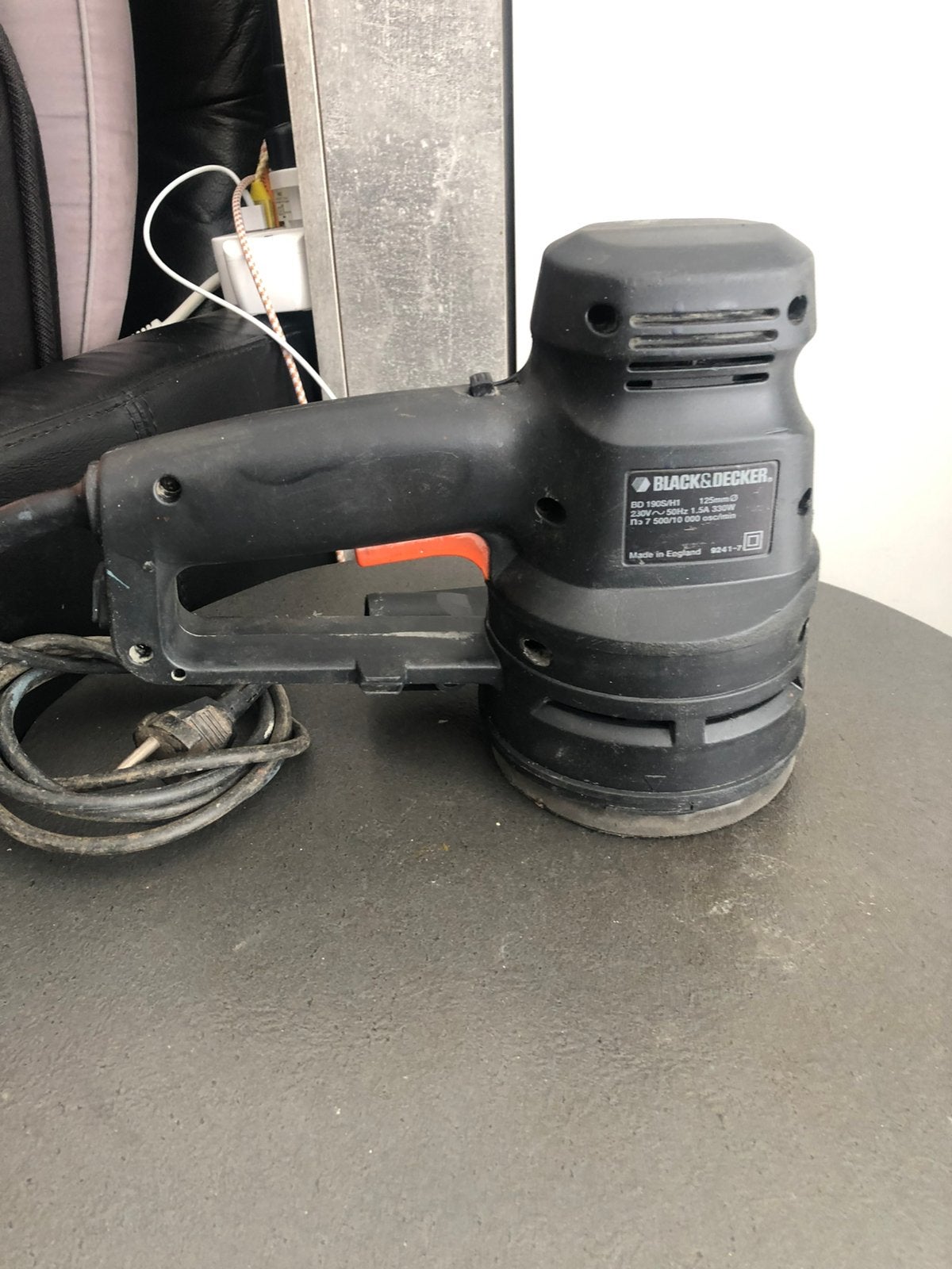 Te koop: goed werkende Black & Decker schuurmachine, Ophalen of Verzenden, Zo goed als nieuw, Minder dan 600 watt, Vlakschuurmachine