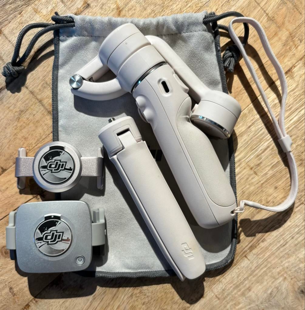 DJI OM 5 Athens Grey - Smartphone Gimbal Stabilisator, Minder dan 100 meter, Ophalen of Verzenden, Zo goed als nieuw, DJI