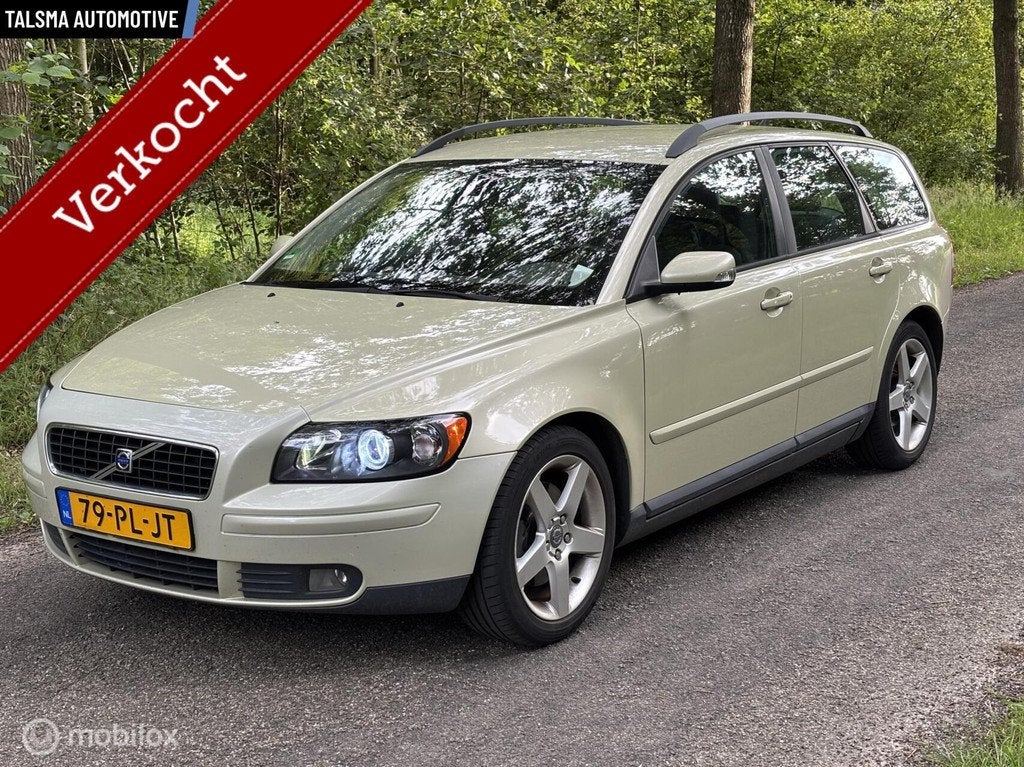 Volvo V50 2.4i Summum | 5CIL | Airco | Trekhaak | Riem VV, Auto's, Volvo, Voorwielaandrijving, 1362 kg, Gebruikt, 700 kg