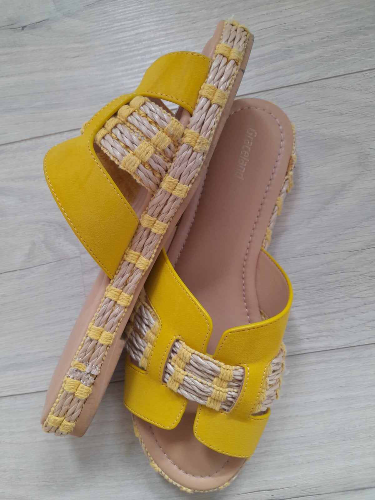 Diverse slippers en sandalen - Maat 38/39, Geel, Nieuw, Graceland, Sandalen of Muiltjes