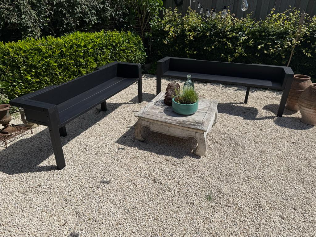 2 Moderne Zwarte Tuinbanken, Ophalen, Zo goed als nieuw, Hout