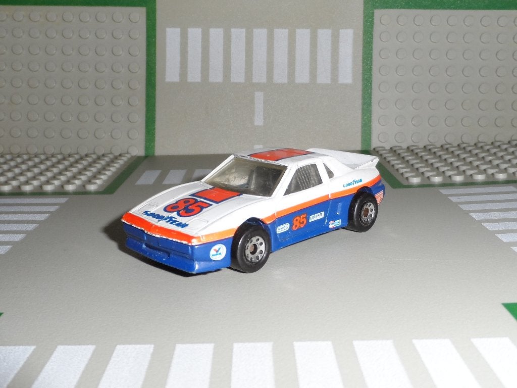 Matchbox - Pontiac Fiero - Vintage 1:64, Hobby en Vrije tijd, Modelauto's | Overige schalen, Ophalen of Verzenden, Gebruikt, Auto