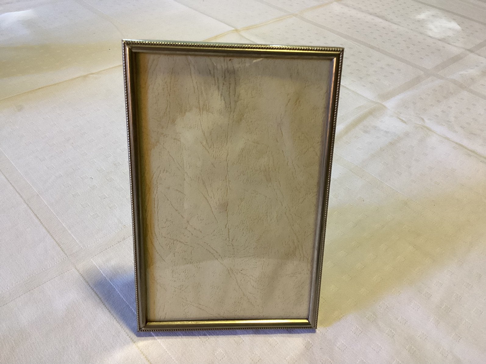 Fotolijstje. Antiek met Metalen Rand, Bol Glas en Oude Foto., Gebruikt, Zilver, Metaal, Ophalen of Verzenden