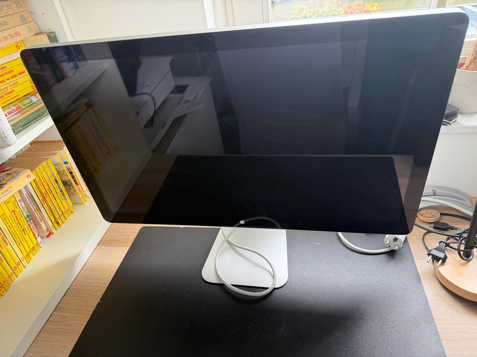 Apple LED Cinema Display A1316 (27 inch), Ophalen, Zo goed als nieuw