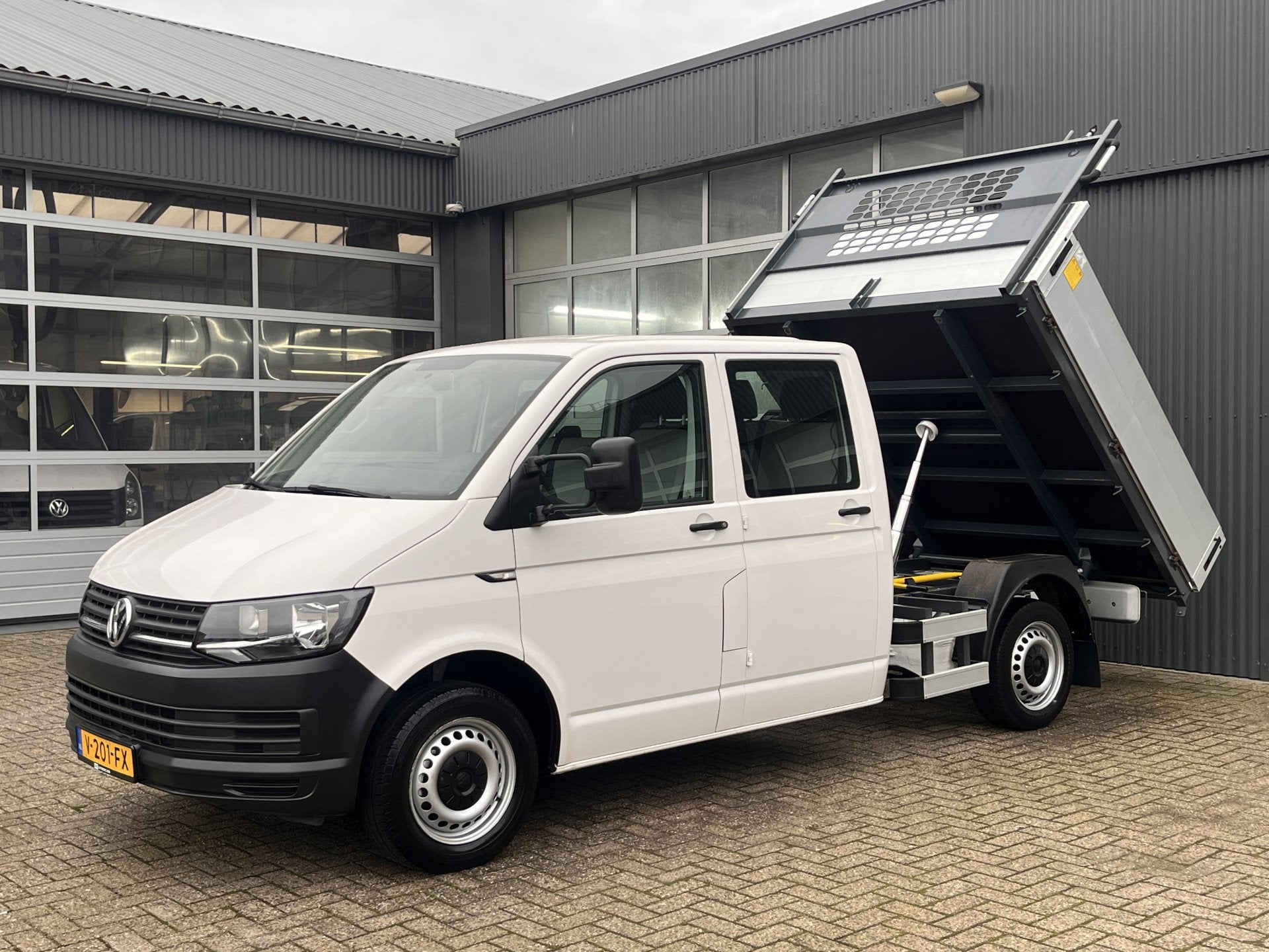 Volkswagen Transporter 2.0 TDI L2H1 DC Kipper open laadbak A, Auto's, 15 km/l, Gebruikt, 4 cilinders, Volkswagen
